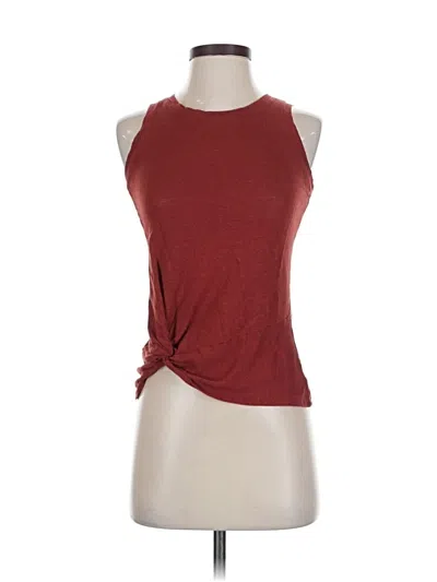 Pre-owned Athleta Sleeveless T-shirt In Burgundy
