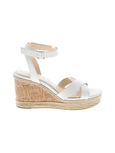 Pre-owned Jessica Simpson Sandals In White