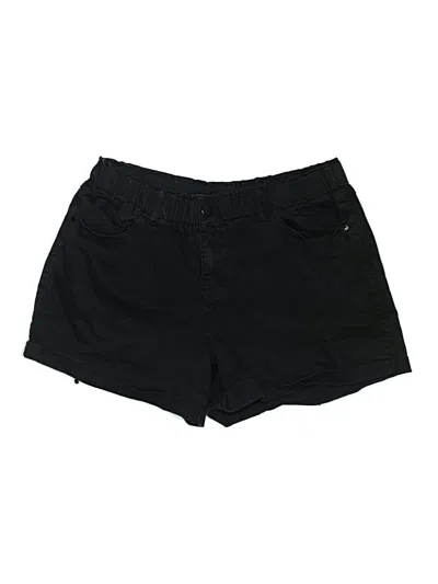 Pre-owned City Chic Shorts In Black