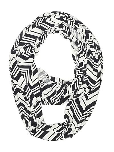 Pre-owned Rue21 Scarf In Black