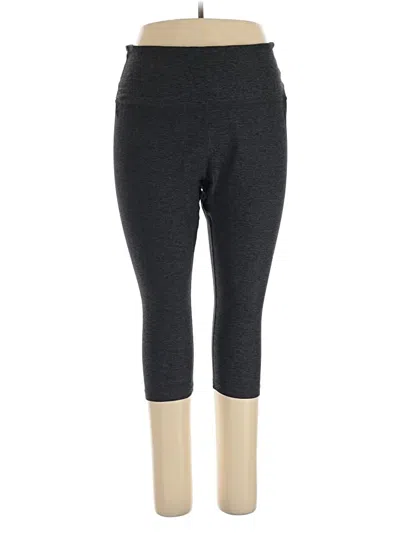 Pre-owned Beyond Yoga Active Pants In Gray