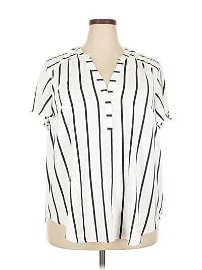 Pre-owned Torrid Sleeveless Blouse In White