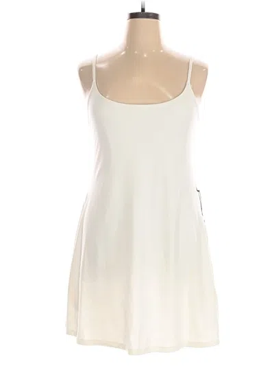 Pre-owned Girlfriend Collective Romper In White