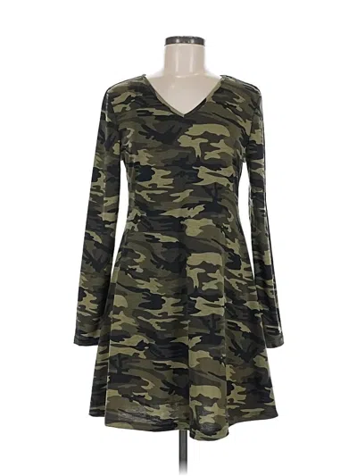 Pre-owned Shein Casual Dress In Green
