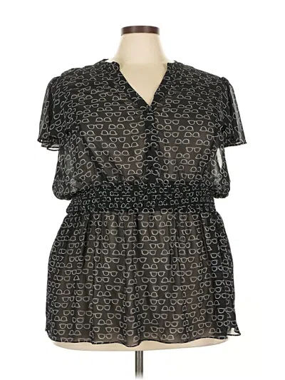 Pre-owned Torrid Short Sleeve Blouse In Black