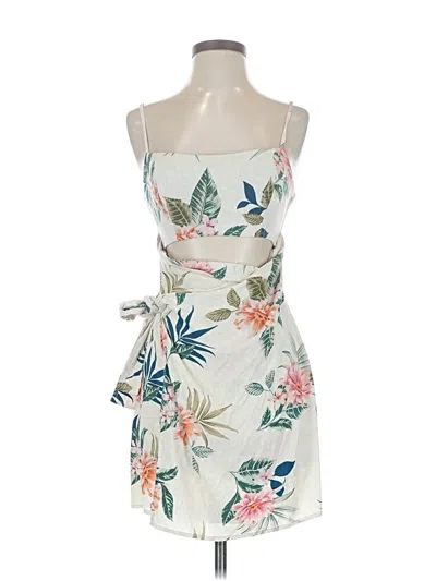 Pre-owned Guess Cocktail Dress In White