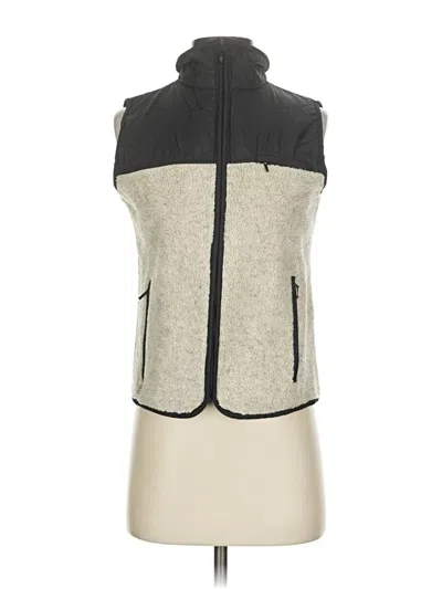 Pre-owned Gap Fleece Jacket In White