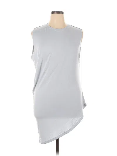 Pre-owned Athleta Sleeveless T-shirt In Gray