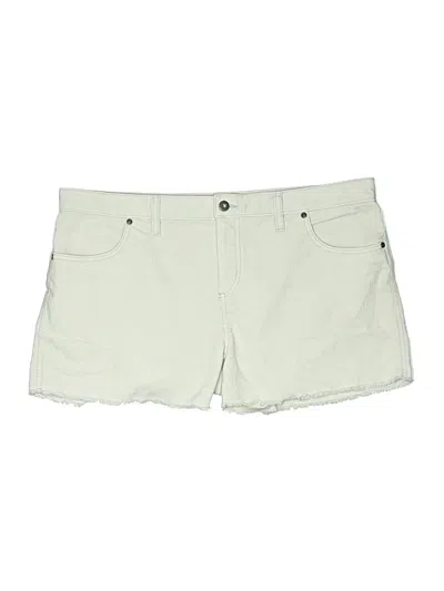 Pre-owned Carve Designs Khaki Shorts In White