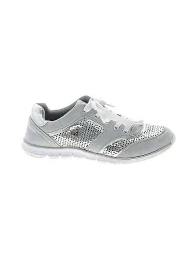 Pre-owned Guess Sneakers In Silver