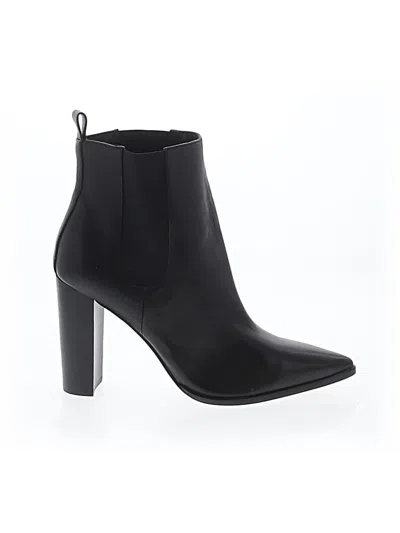 Pre-owned Saks Fifth Avenue Ankle Boots In Black