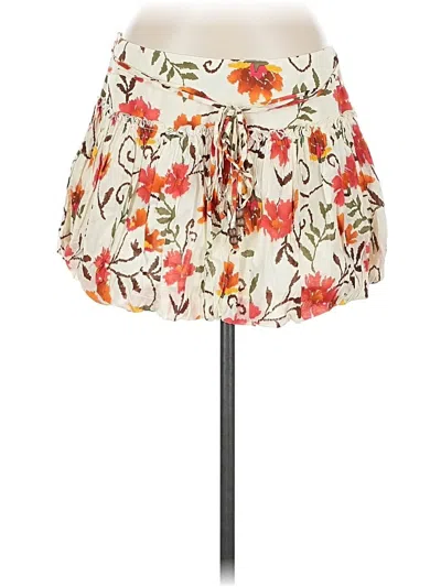 Pre-owned Guess Jeans Casual Skirt In White