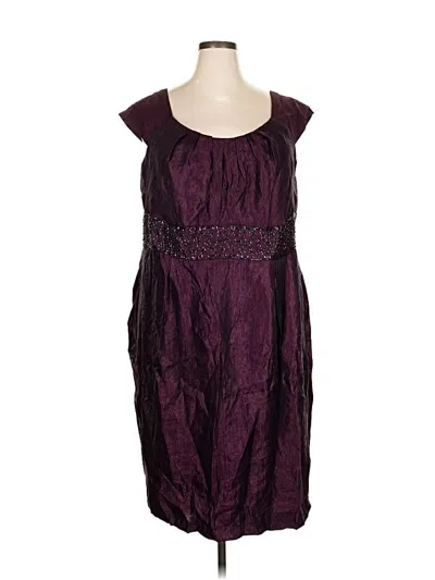 Pre-owned R & M Richards Cocktail Dress In Burgundy