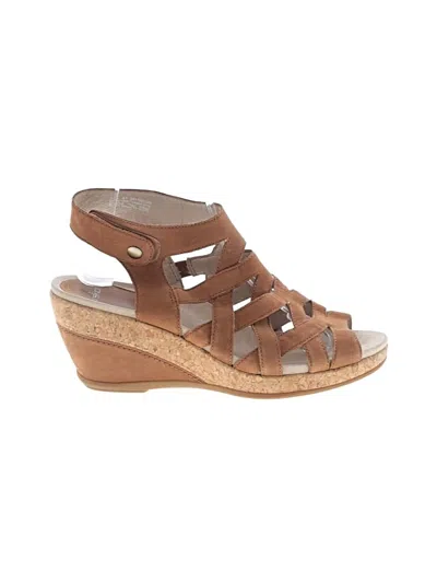 Pre-owned Dansko Wedges In Brown