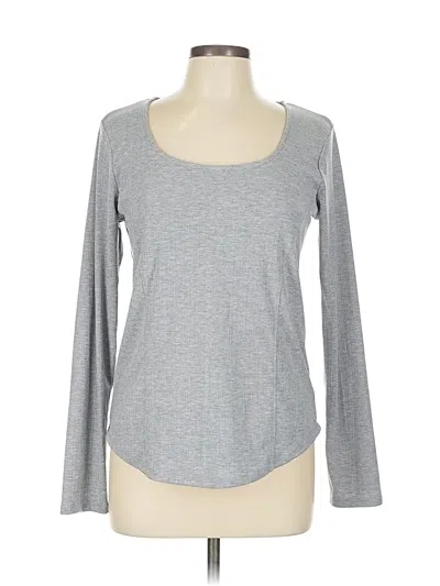 Pre-owned Maurices Long Sleeve T-shirt In Gray