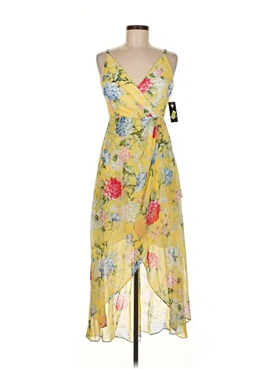 Guess Casual Dress In Yellow