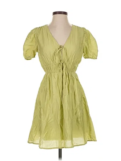 Pre-owned Blu Pepper Casual Dress In Green