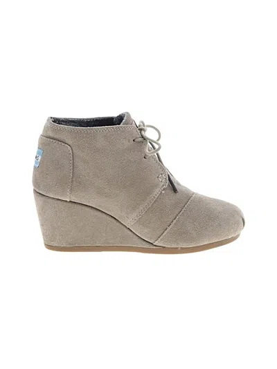 Pre-owned Toms Wedges In Brown