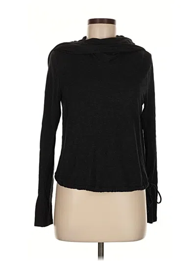 Pre-owned Cabi Turtleneck Sweater In Black