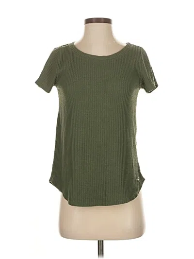 Pre-owned Hollister Short Sleeve T-shirt In Green