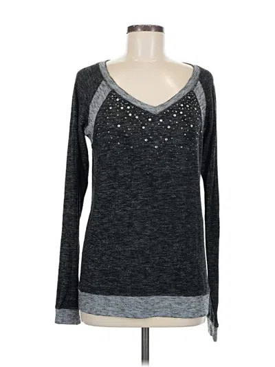 Pre-owned Maurices Long Sleeve T-shirt In Gray