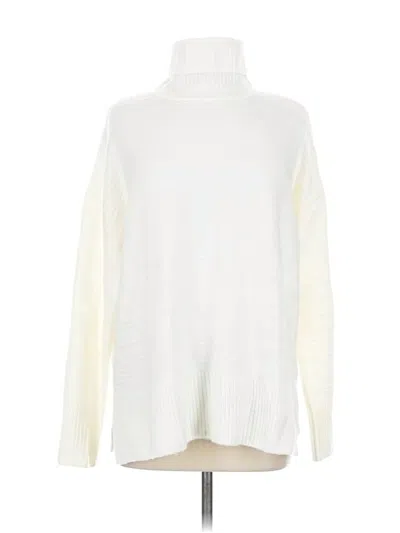 Pre-owned Vince Camuto Turtleneck Sweater In White