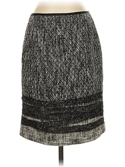 Pre-owned Elie Tahari Casual Skirt In Gray