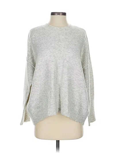 Pre-owned Vince Camuto Pullover Sweater In Silver