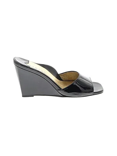 Pre-owned Taryn By Taryn Rose Wedges In Black