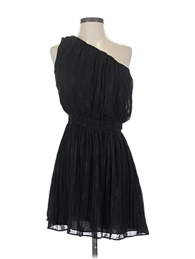 Socialite Cocktail Dress In Black