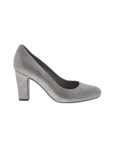 Pre-owned Aerosoles Heels In Gray