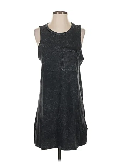 Pre-owned Urban Outfitters Casual Dress In Gray