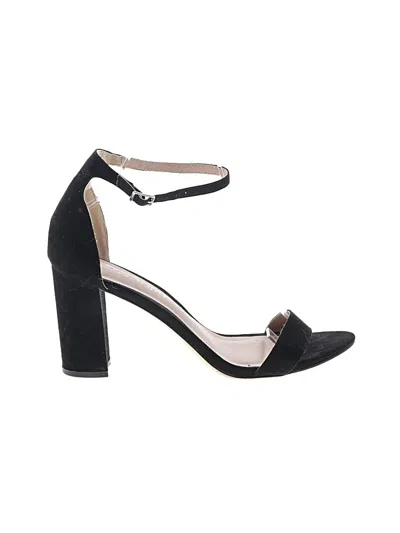 Pre-owned Madden Girl Sandals In Black