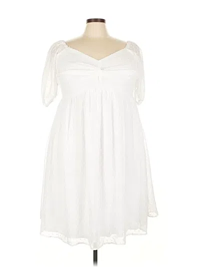 Pre-owned Assorted Brands Casual Dress In White