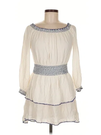 Pre-owned Urban Outfitters Casual Dress In White