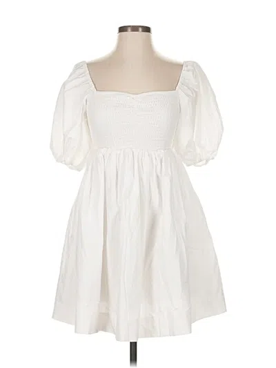 Kourt Casual Dress In White