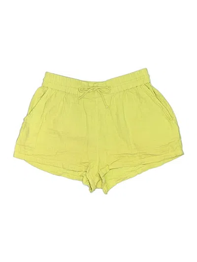 Pre-owned Billabong Shorts In Yellow