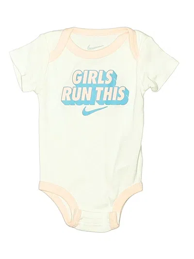 Pre-owned Nike Babies' Short Sleeve Onesie In White