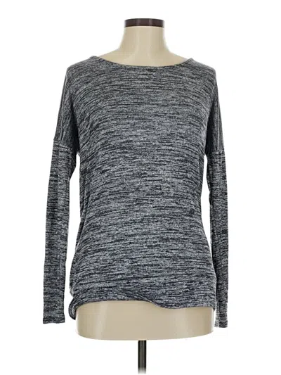 Pre-owned Athleta Long Sleeve T-shirt In Gray