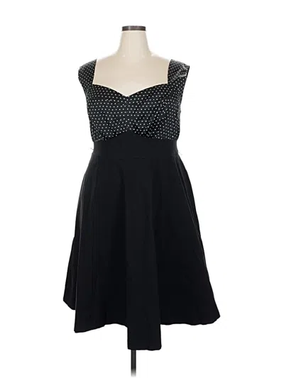 Pre-owned Torrid Cocktail Dress In Black