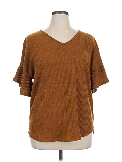 Pre-owned She + Sky Short Sleeve Top Brown V Neck Tops