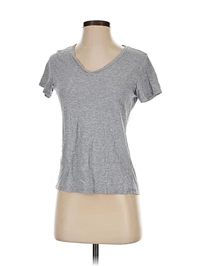 Pre-owned Quince Short Sleeve T-shirt In Gray