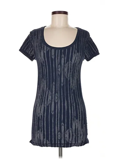 Pre-owned Athleta Short Sleeve T-shirt In Blue