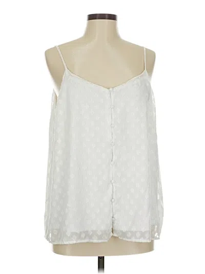 Pre-owned Maurices Sleeveless Blouse In White