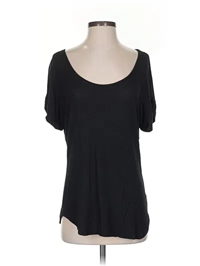 Pre-owned Zenana Outfitters Short Sleeve T-shirt In Black