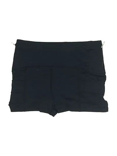 Pre-owned Oiselle Shorts In Black