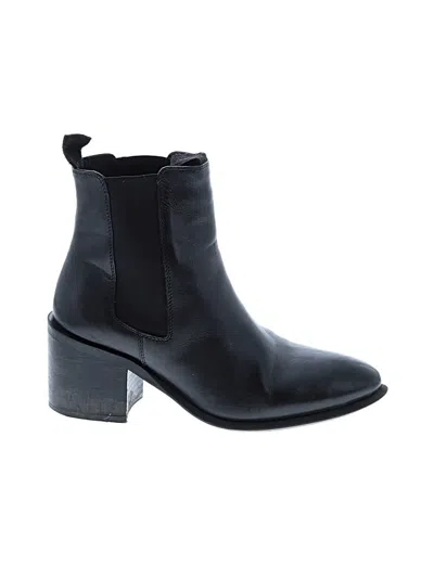 Pre-owned Tony Bianco Ankle Boots In Black