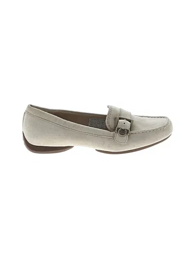 Pre-owned Ugg Flats In White