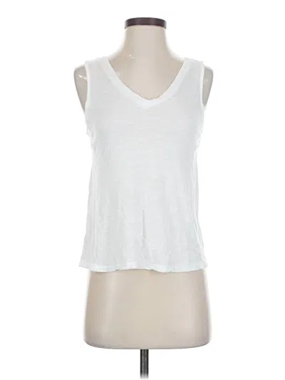 Pre-owned Zenana Outfitters Sleeveless T-shirt In White