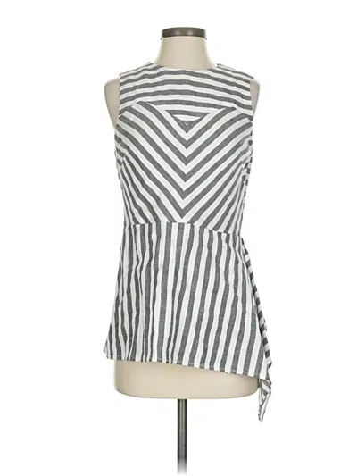 Pre-owned St John Sleeveless Blouse In Gray
